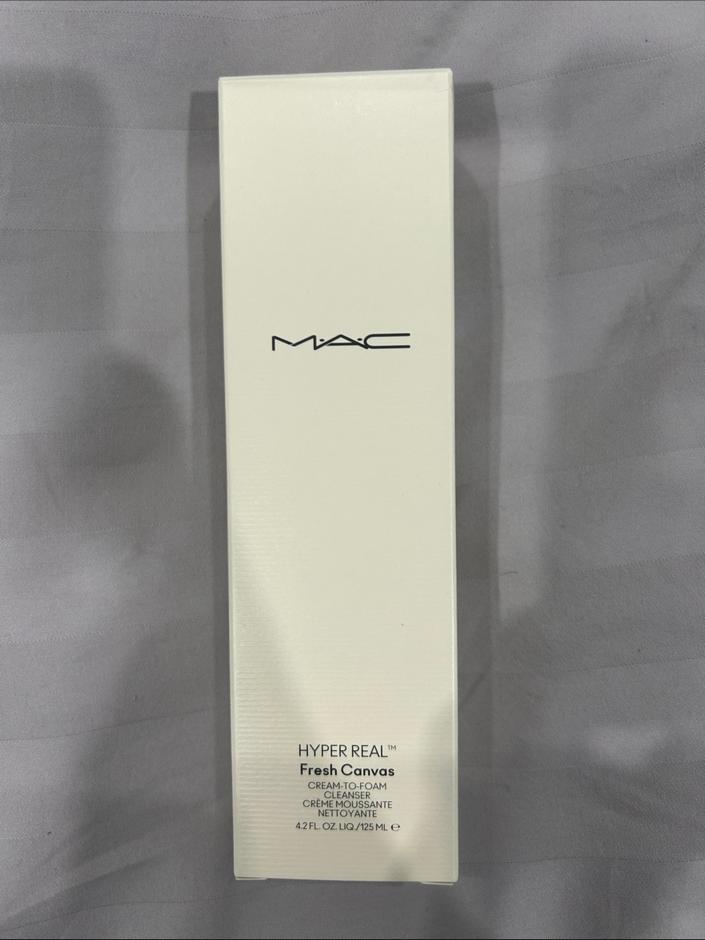 NIB Sealed MAC Hyper Real Fresh Canvas Cream To Foam Cleanser 4.2 oz